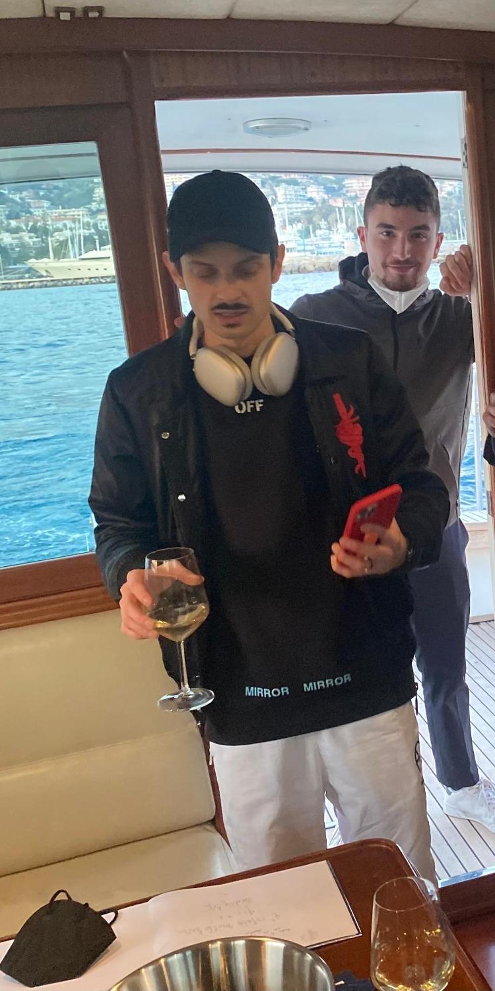 Botel Delphin 4 Odysea It Sanremo