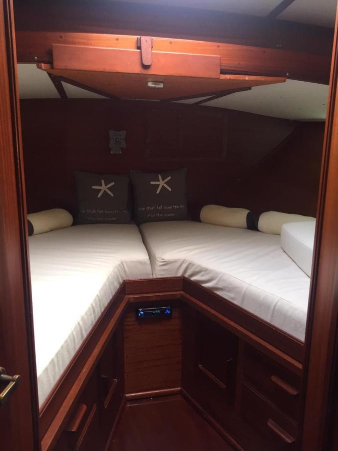 Delphin 4 Odysea It Bateau-hôtel